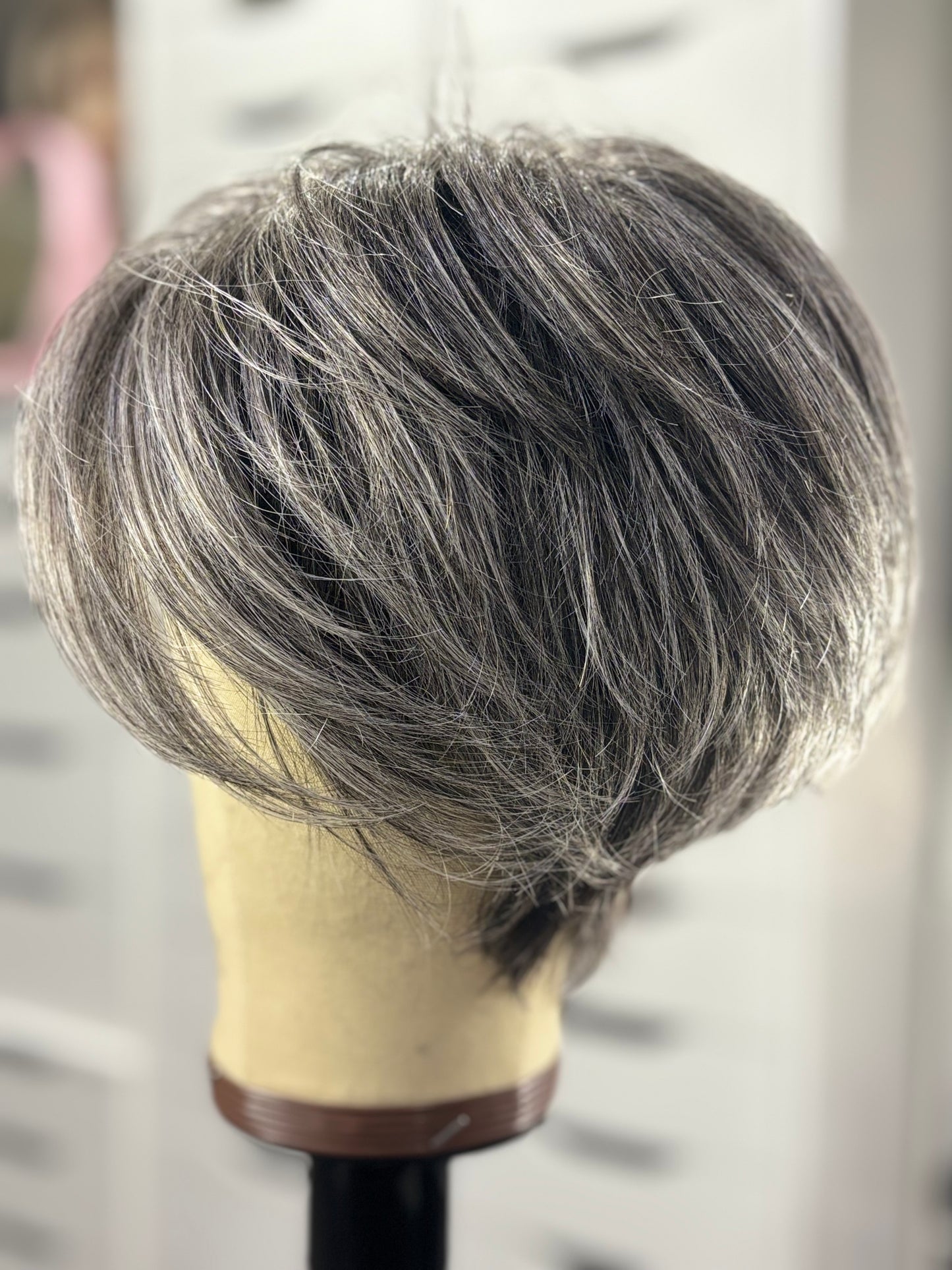 RACQUEL WELCH- GO TO STYLE